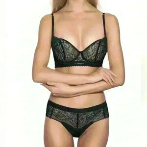 Balconette Push Up Bra Tauri by Less  Is Amor